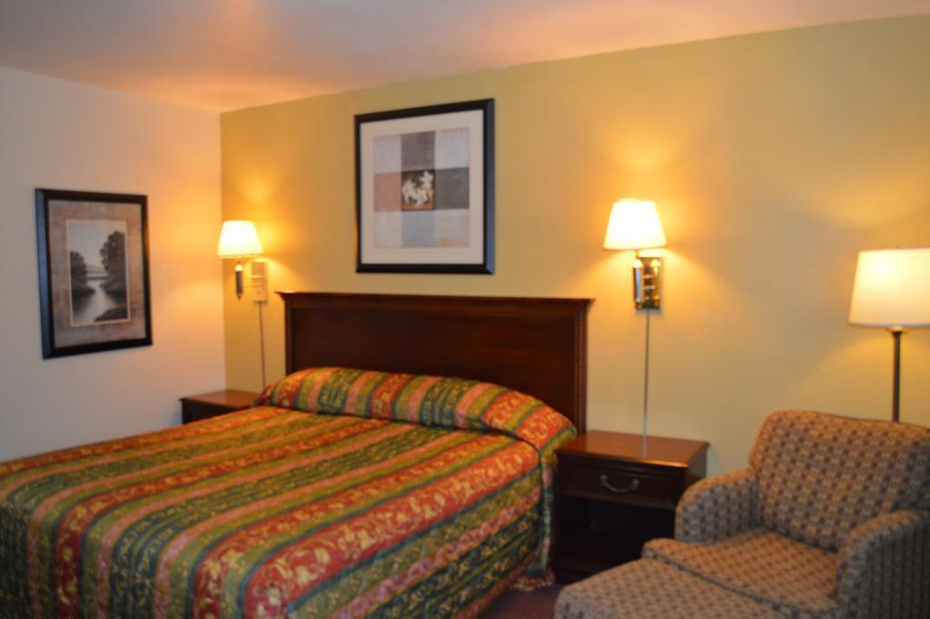 Rodeway Inn & Suites Blythe I-10 Buitenkant foto
